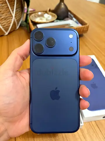 iPhone 17 Pro Max 256GB Blue | 93% Battery Health