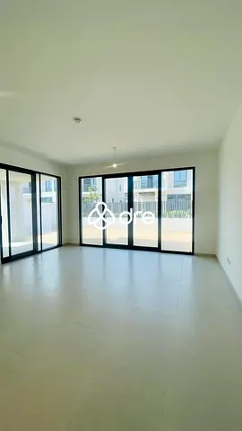 LUXURY 4-BED TOWNHOUSE | SPACIOUS LAYOUT | GATED COMMUNITY