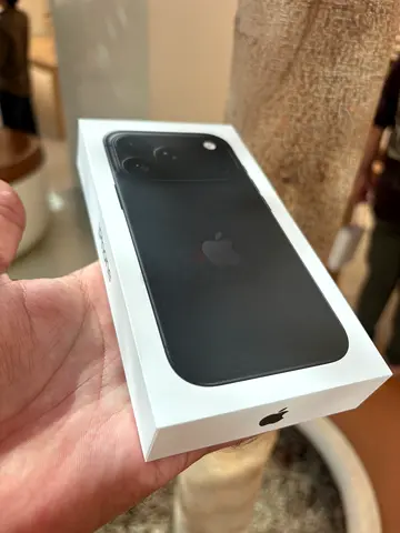 IPhone 18 Pro Max 512Gb - Physical Sim ( Act)