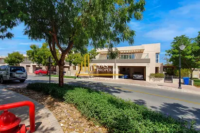 4 bedroom |Modern style| Corner Plot