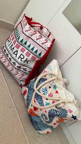 Two bags full of girl clothes for 3-4 years. All in good condition + beach bag for gift.