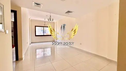 شقة فسيحة بغرفتي نوم | مبنى كارتل 2 | شرفة وإطلالات على المدينة