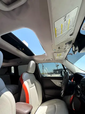 2015 JEEP RENEGADE 照片 6