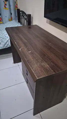 Office table