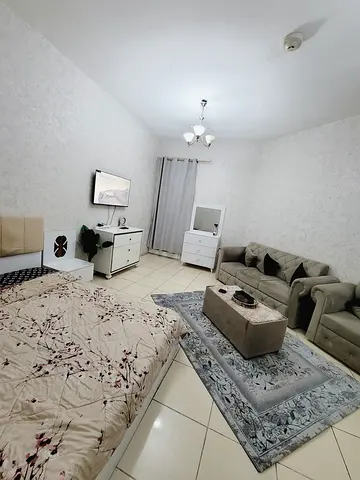 استوديو استثماري للبيع في أبراج الأورنيت | طابق مرتفع وإطلالة مفتوحة