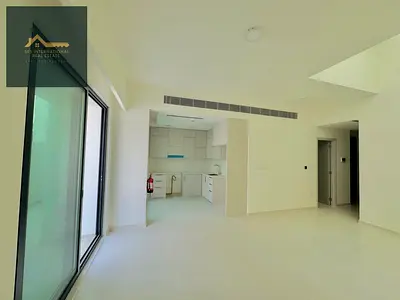 Single Row | Brand New | Skylight | MUTIPLE OPTIONS | CLOSE TO POOL