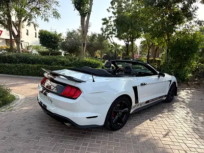 2022 FORD MUSTANG photo 7