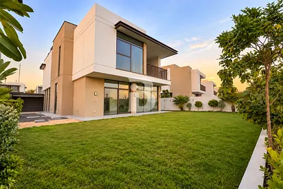 Elevated | Vastu Compliant | Landscaped Garden