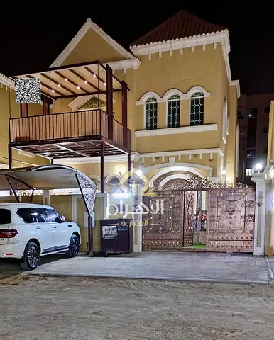 شامل مكيفات_كهرباء_ماء_ قابل للتفاوض_تملك حر  Including AC,electricity,water-Negotiable_freehold