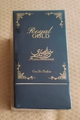 Royal Gold Oud perfume by Mona Al Mansouri