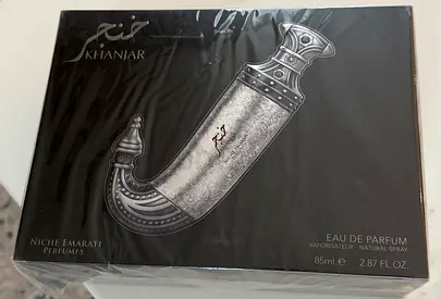 perfume Lattafa Niche Emarati Khanjar (85 мл)