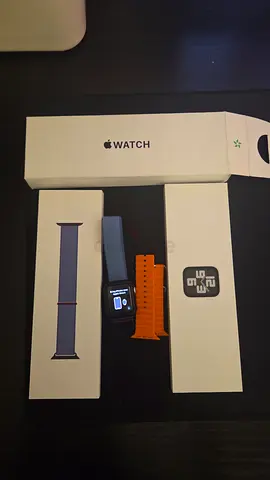 Apple watch se2 like new used only 2 times