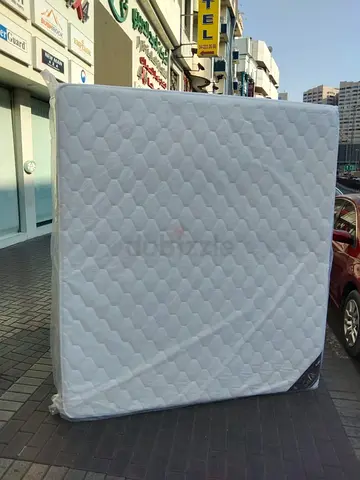 180x200cm King size mattress.  All times delivery available
