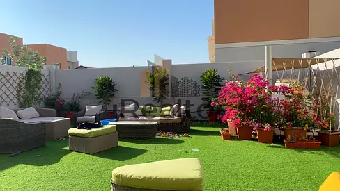 Spacious 3+1 Villa | Single Row | Cash Buyer Only | For Sale