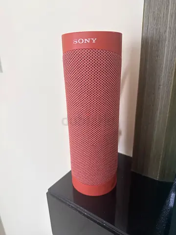 Sony portable Bluetooth speaker - compact cylindrical design (used)