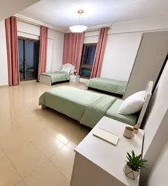 Shared room - Ladies Only