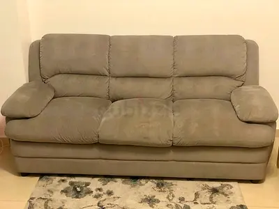 Comfortable 3-seater gray fabric sofa - good condition + tea table