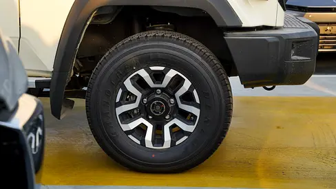 2026 Toyota LAND CRUISER 70 SERIES — миниатюра 4
