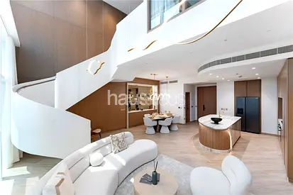 Upgraded | Luxury | City View | Duplex