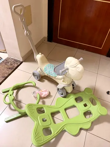 > هزاز اطفال Rocking Horse 3 in 1 with Canopy - Barely Used