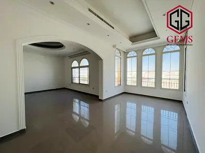 MODERN DESIGN | SERVANT BLOCK | SPACIOUS | GARDEN
