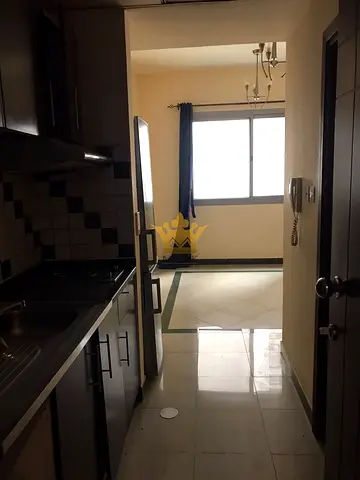 Chiller Free STUDIO with Kitchen Appliances