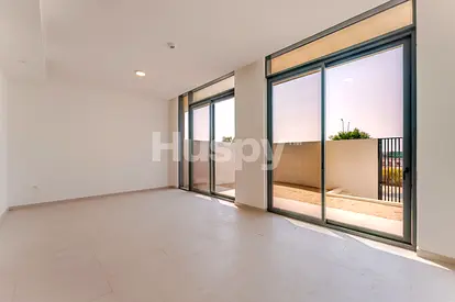 Single Row | Close to Amenities | Vacant