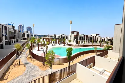 Pool Facing | Park Backing | 1Yr Warranty