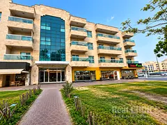 Deira-Abu Hail | Bright | Extra Room | Near Metro