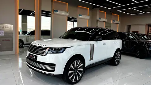 2024 Land Rover Range Rover SV - Canadian Specs
