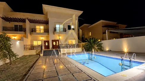 Luxury 4bhk villa al tai Sharjah with derver room maid room