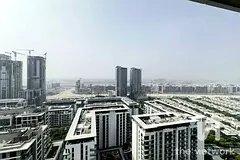 3 Beds | High Floor | Bright and Spacious