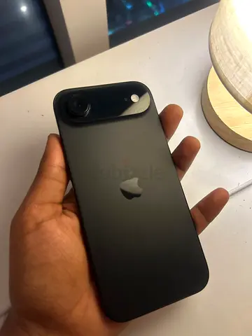 Selling out my Iphone Air - Only five months used in warranty, like new