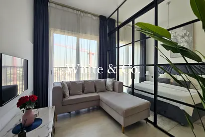 Vacant Now | Furnished | Flexible Cheques