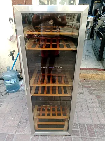 Hoover wine cooler 3 zone temperature 72 bottles
