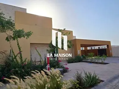 Corner unit | Direct On The Garden | Huge plot