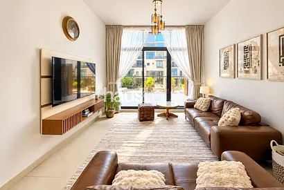 3 Bed - Spacious | Vacant | Pool-View