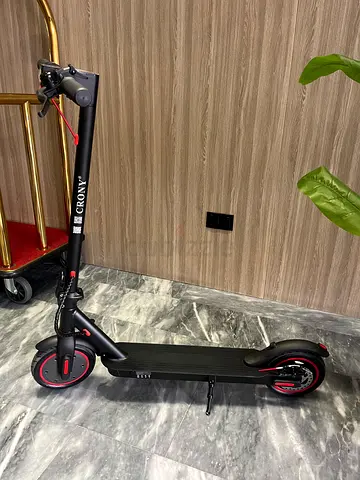 New adult electric scooter - sturdy foldable commuter scooter