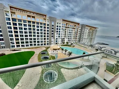 Resale Apartment in Khorfakkan with Sea View