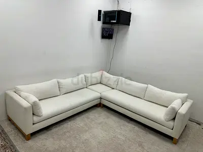 Selling crate&barrel corner sofa