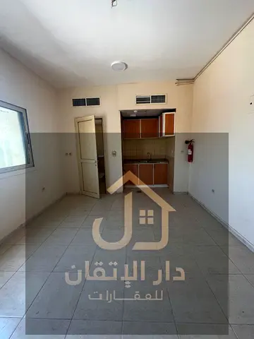 استوديو للإيجار السنوي في البُطينة | موقع مميز | 15,000 درهم | 4 دفعات