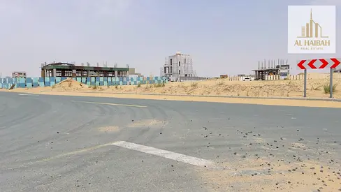 للبيع ارض  موقع مميز جدا شارع وسكه روضه 5166 قدم تصريح فيلا ارضي وطابقين تملك حر لجميع الجنسيات العربيه