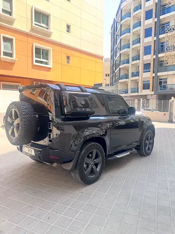 صورة 4 لـ 2023 LAND Rover DEFENDER