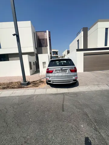 BMW X5 3.0i 2010 GCC Specs