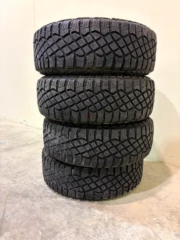 4x Goodyear Wrangler Territory MT 275/70R18