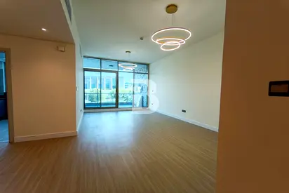 Park Facing Corner Maid Room | Appliances Included