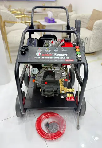 Diesel Pressur Washer 10HP Diesel High Pressure Washer - Commercial Grade (Like New)