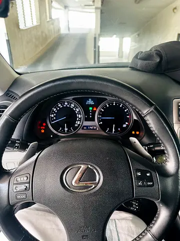 صورة 10 لـ 2006 Lexus IS-SERIES