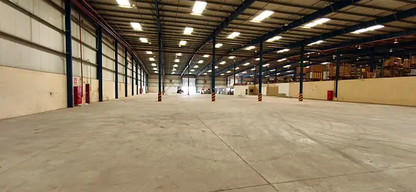 Vacant 32K sqft WH