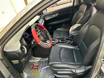 2020 KIA K3 缩略图 11